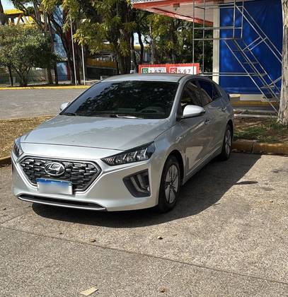 HYUNDAI IONIQ 1.6 GDI HEV DCT HYUNDAI IONIQ 1.6 GDI HEV DCT